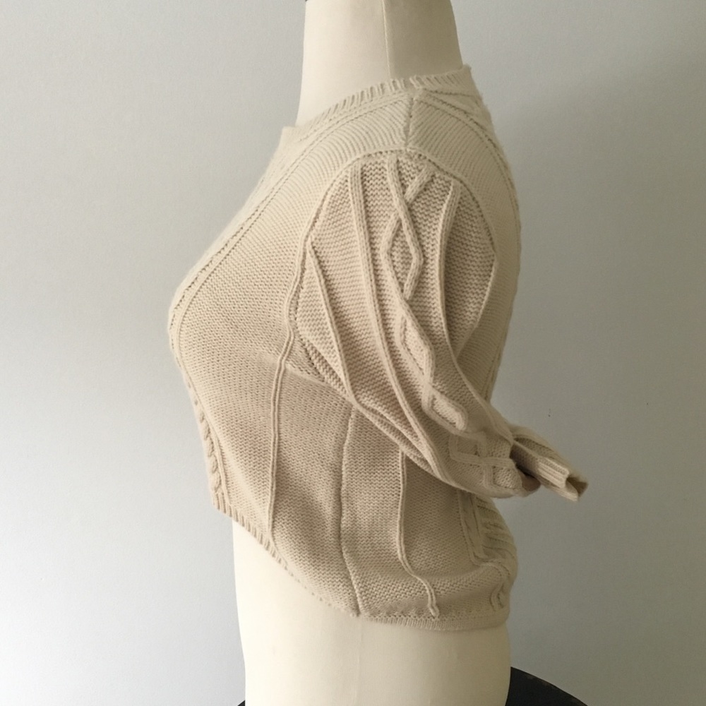 Cropped Cable Knit Sweater - Picture 3 of 4